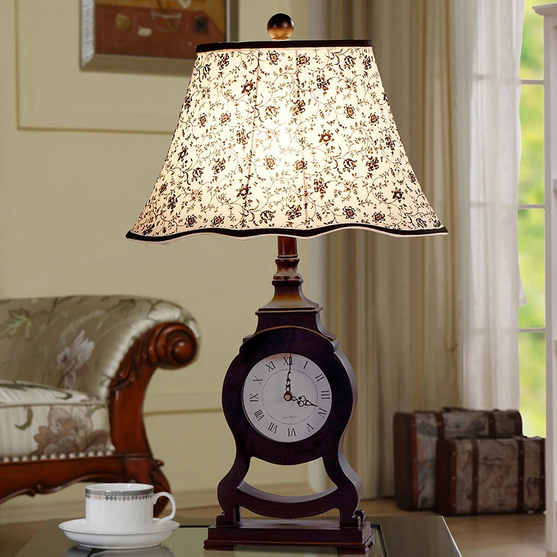 Zwarte bureaulamp met 1 lamp, klassieke stoffen uitlopende tafellamp met bloemmotief en klokontwerp Clearhalo