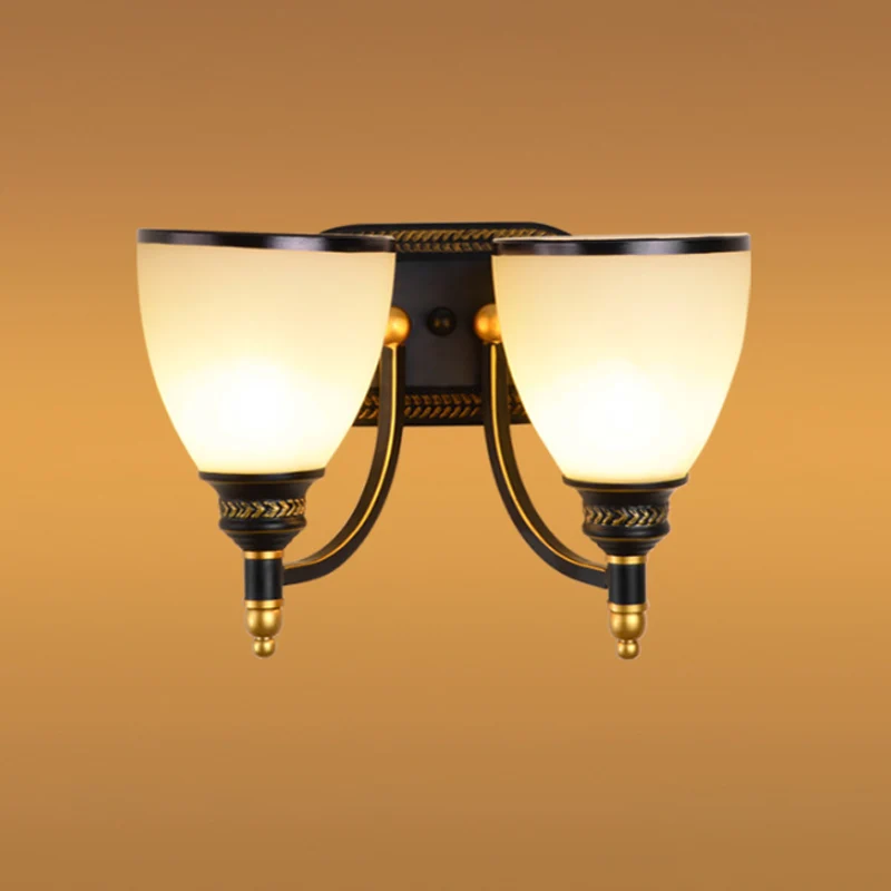 Zwarte klokvormige wandlamp Rustiek wit vorstglas Woonkamerwandlamp Clearhalo