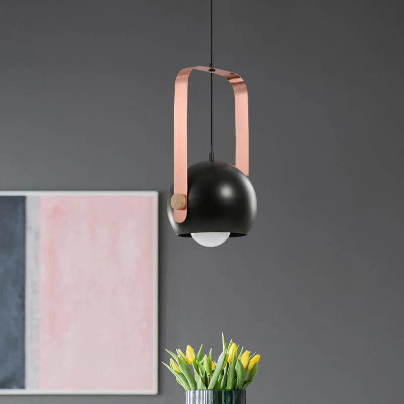 Zwarte koepelvormige plafondhanglamp moderne Scandinavische stijl 1-kops metalen hanglampset met roze handvat Clearhalo