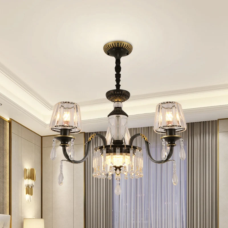 Zwarte plafondkroonluchter met 3/8 lampen, eenvoud, hangende hanglamp met helder kristalglas en kegel Clearhalo