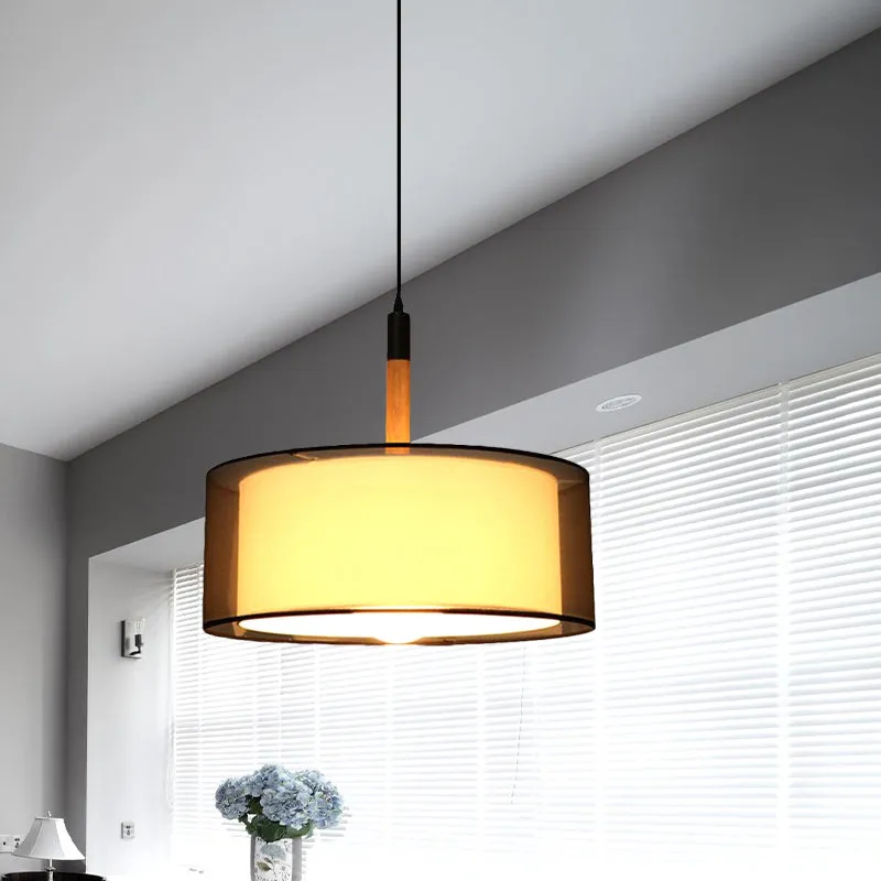 Zwarte ronde hanglamp met dubbele kap, modernisme, stoffen ophanglamp met 1 kop en houten handgreep Clearhalo