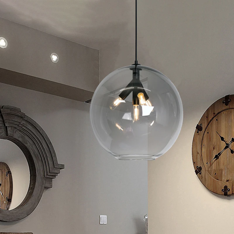 Zwart/Gouden Afwerking Globe Hangende Hanger Driekoppige Moderne Helder Glazen Mini Kroonluchter Clearhalo