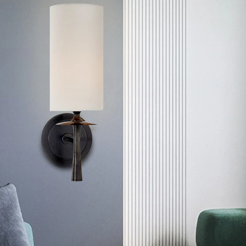 Zwart/messing 1-kops wandmontage licht, traditionele stoffen cilinderschaduw schanslamp voor woonkamer Clearhalo