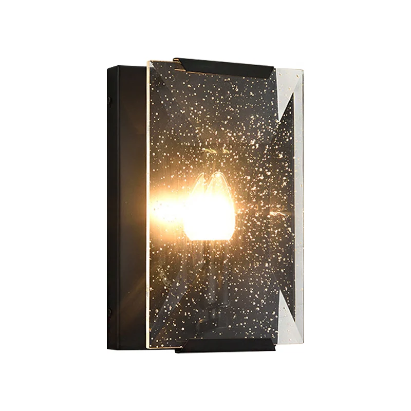 Zwart/messing afwerking Rechthoekige schanslamp Modernistische stijl 1-lamps metalen wandmontagelamp met helder gefacettee...