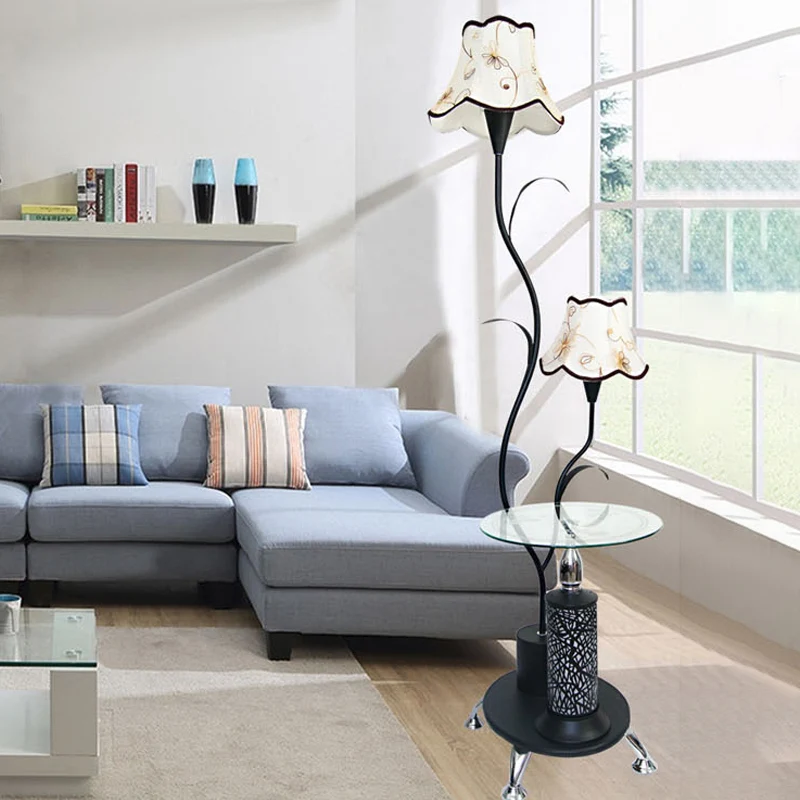 Zwart/wit staande lamp met 2 lampen, landelijke stijl, staande lamp met ijzeren tak en bloemenkap Clearhalo