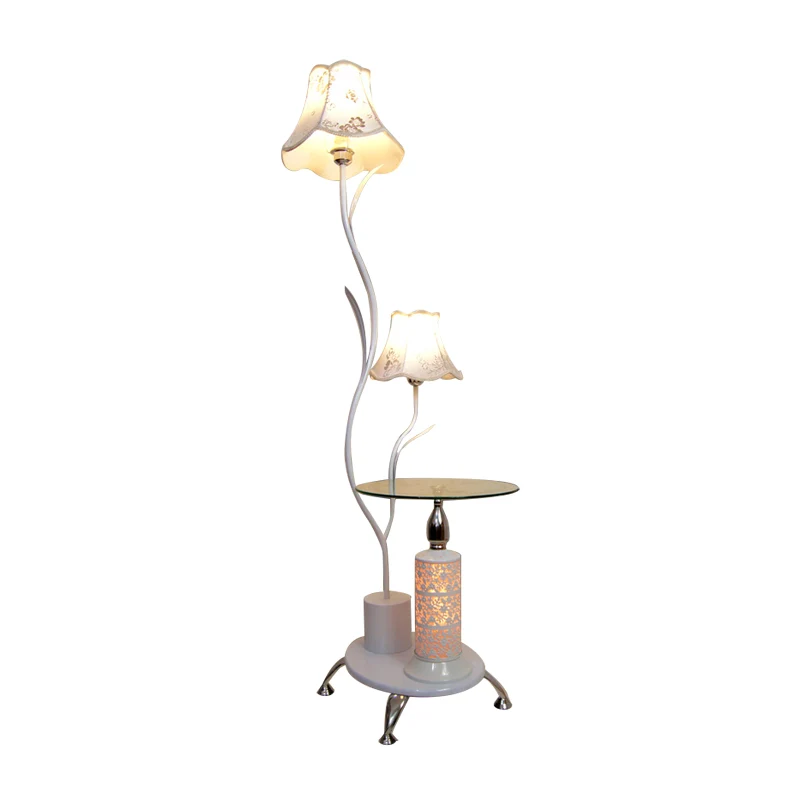 Zwart/wit staande lamp met 2 lampen, landelijke stijl, staande lamp met ijzeren tak en bloemenkap Clearhalo