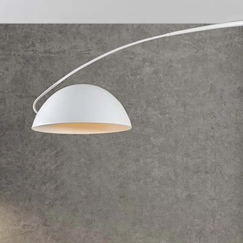 Zwart/witte plafondlamp met kap, moderne stijl, 1 lichtmetaal, semi-inbouwmontage met hengelontwerp Clearhalo