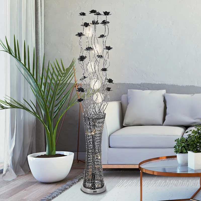Zwart-zilveren LED-staande lamp Decoratieve aluminium boomachtige vloerleesverlichting met torenvormige voet, warm/wit lic...