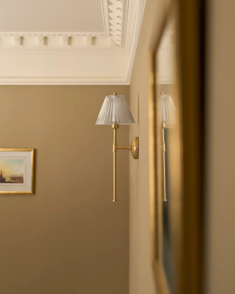 Cotswold Wandlamp Geribbeld Glas - Antiek Messing