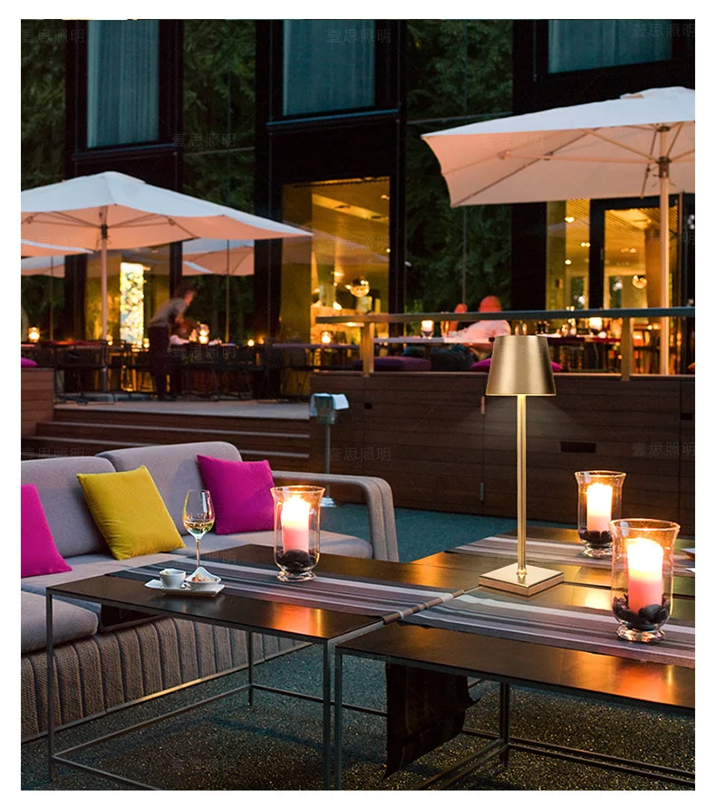 Touch LED Tafelamp - Modern Ontwerp | Energiezuinig Glowblend