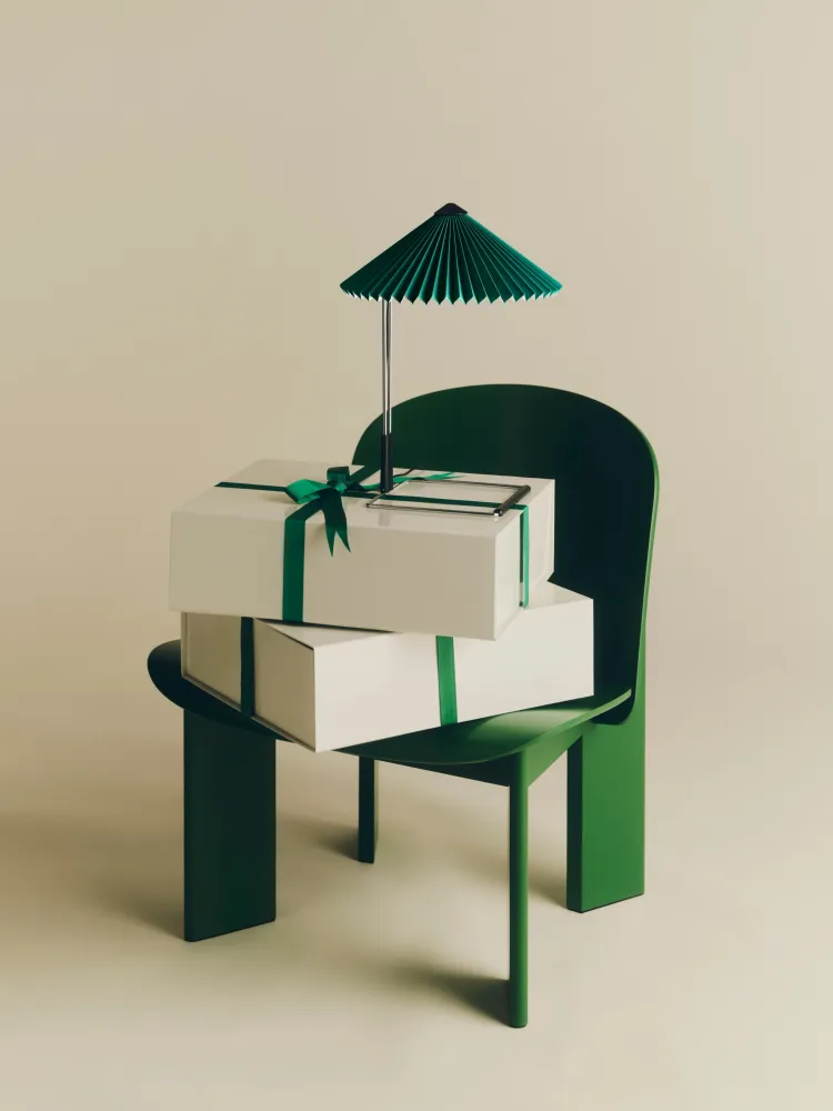 HAY Matin 300 tafellamp Green/Brass