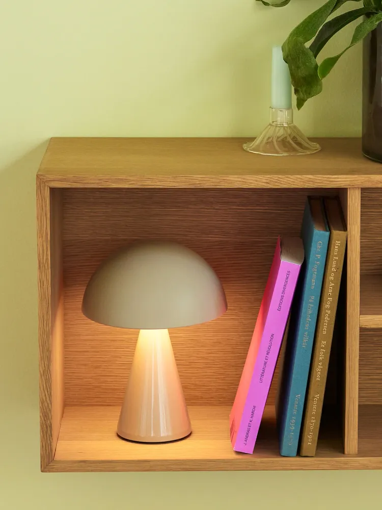 Hübsch draagbare lamp Mush - ijzer/polycarbonaat - ø15xh20cm led Hubsch