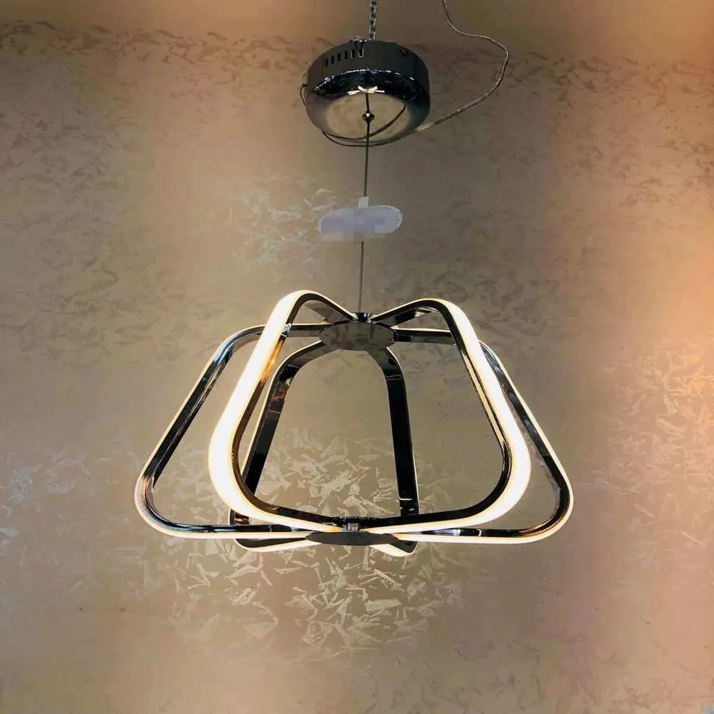LUM COLGANTE DE LED 8X6W 4000K CON FIGURA TIPO PIRAMIDAL IIDSA