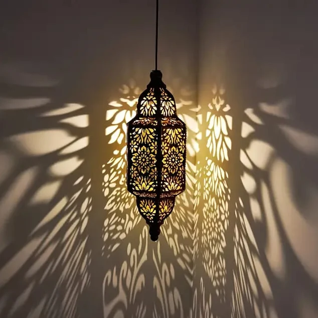 Islamitische stijl antieke bronzen Arabische lantaarn met LED op zonne-energie 34x11