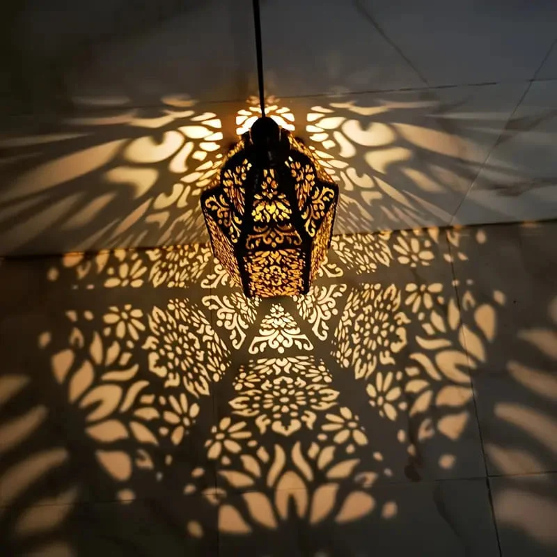 Islamitische stijl antieke bronzen Arabische lantaarn met LED op zonne-energie 34x11