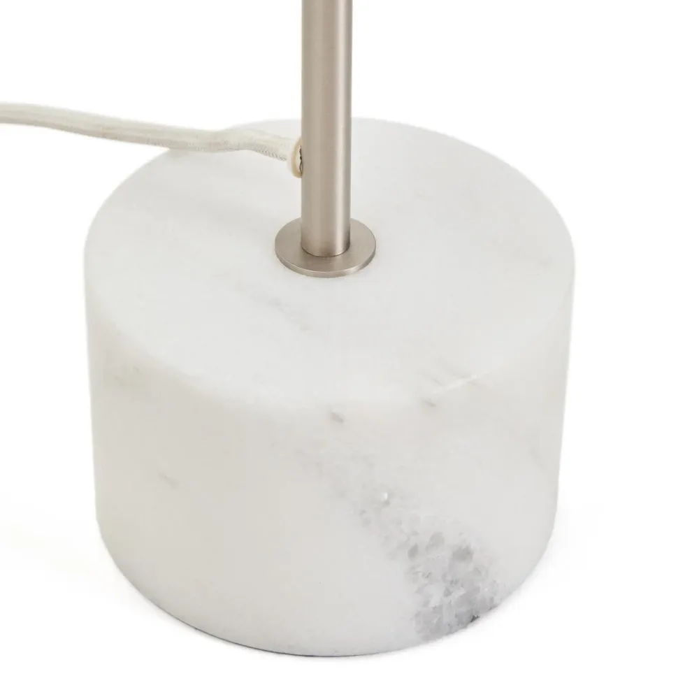 Kave Home Lynor vloerlamp metaal geborsteld Lichtgrijs