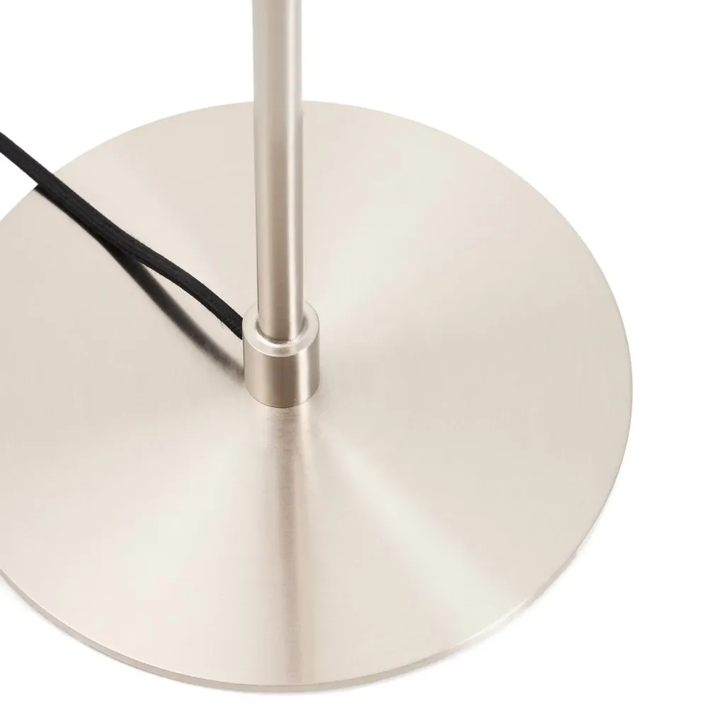 Kave Home Nuvira vloerlamp metaal geborsteld Lichtgrijs