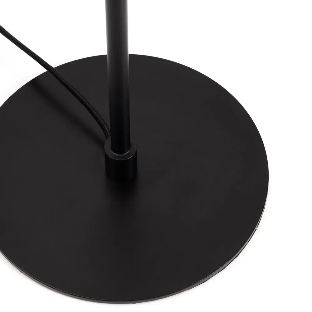 Kave Home Nuvira vloerlamp metaal Zwart