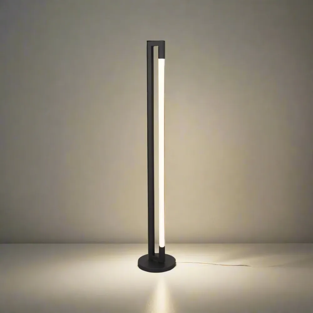 Vloerlamp Futuro | Zwart Metaal Label51