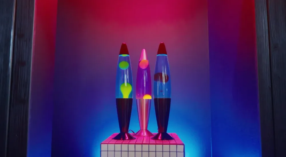 Lighto | Lavalamp zilver – paarse vloeistof met gele lava