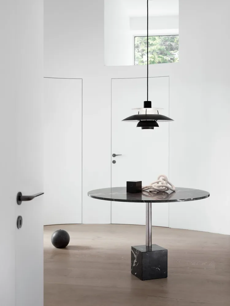 Louis Poulsen PH 5 hanglamp Monochrome Black