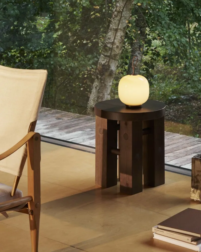 Louis Poulsen VL 45 Radiohus Portable lamp Brass/Glossy White Opal