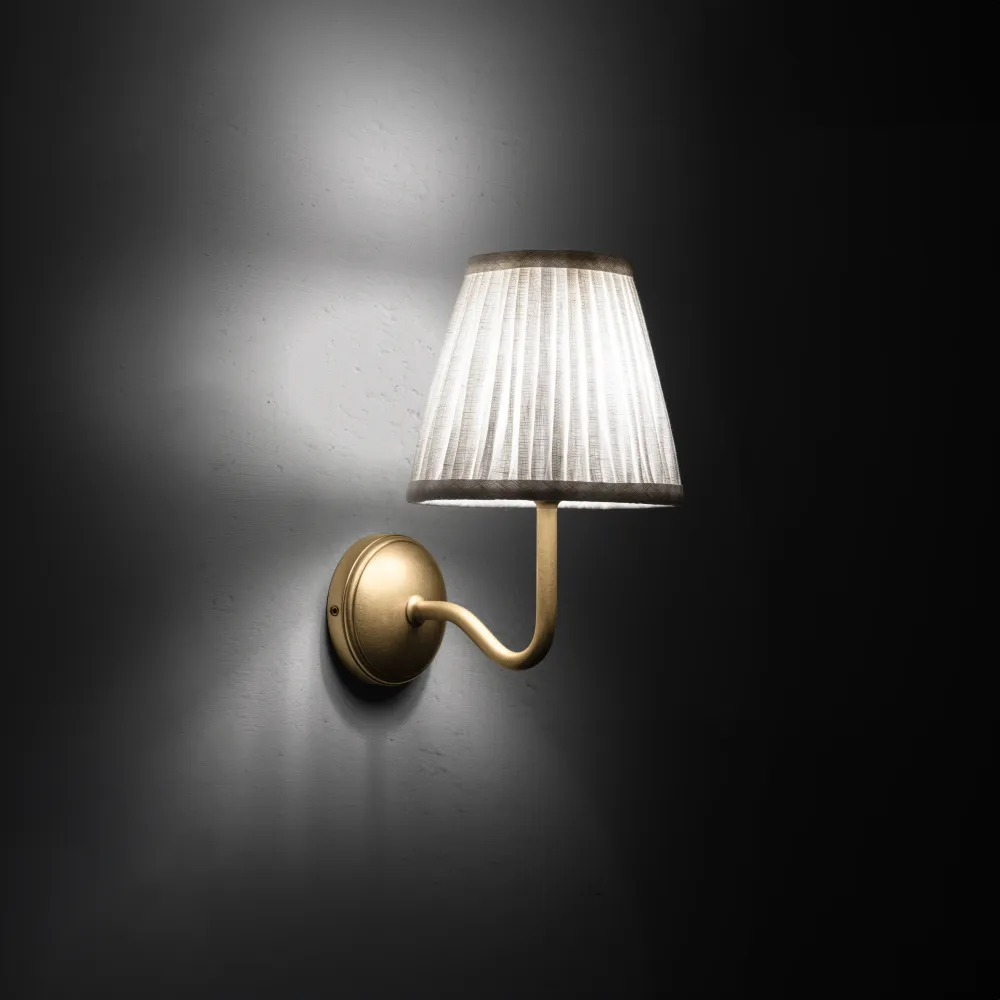 Malvern Kleine Wandlamp Geplooid Alabaster Wit - Antiek Messing