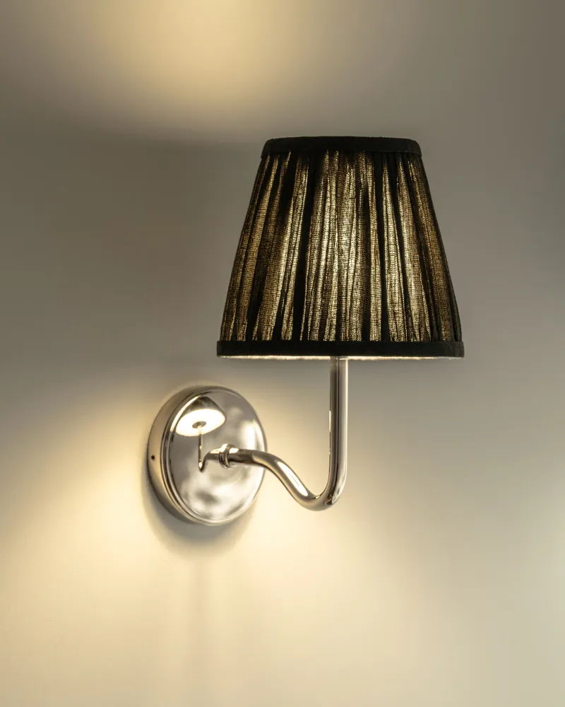 Malvern Medium Wandlamp Geplooid Diepgroen - Gepolijst Nikkel