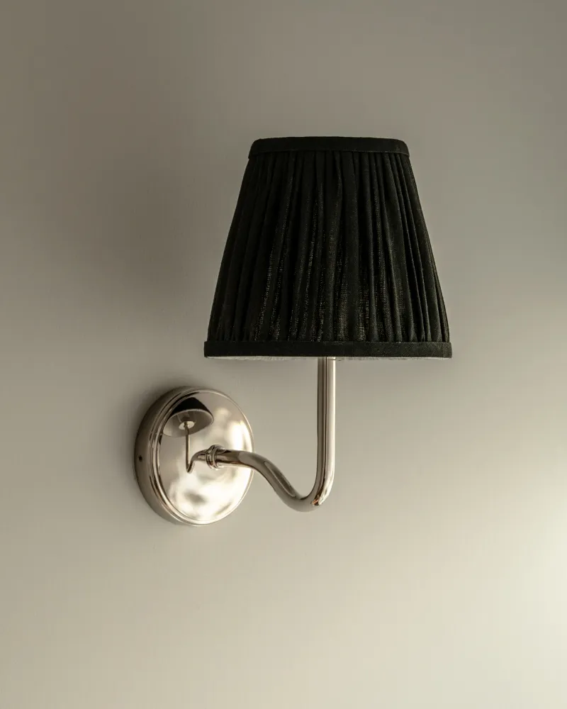 Malvern Medium Wandlamp Geplooid Diepgroen - Gepolijst Nikkel