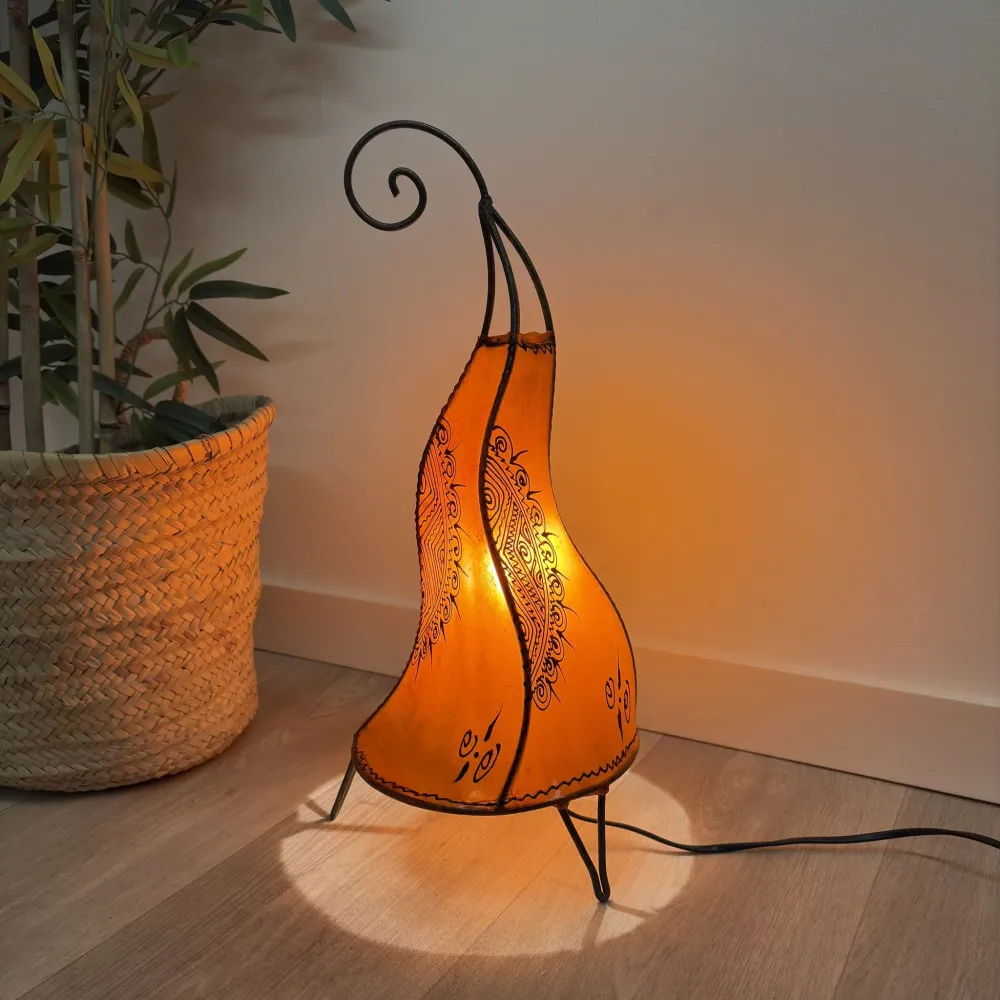 Marokkaanse lamp van oranje hanenhuid, 50cm