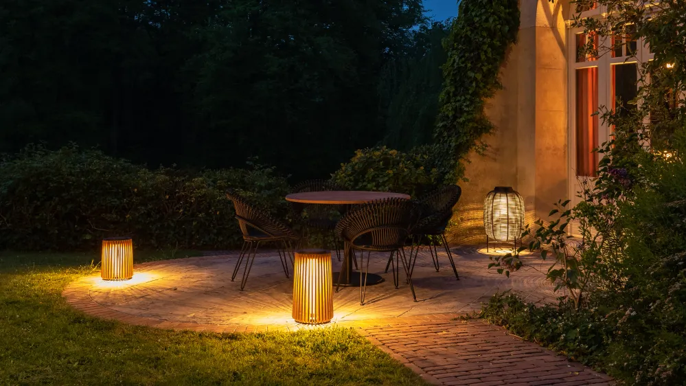 Maya lamp large