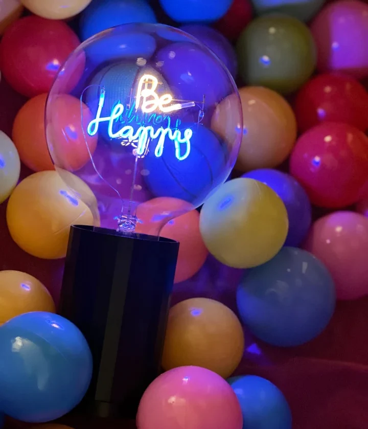 MITB Bulb Be Happy LED tekst lamp draadloos Message in the Bulb
