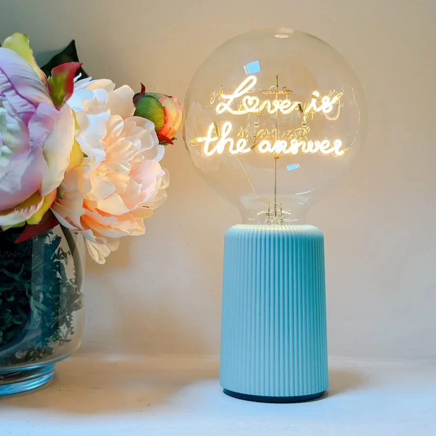 MITB Bulb Love is Answer LED tekst lamp draadloos Message in the Bulb