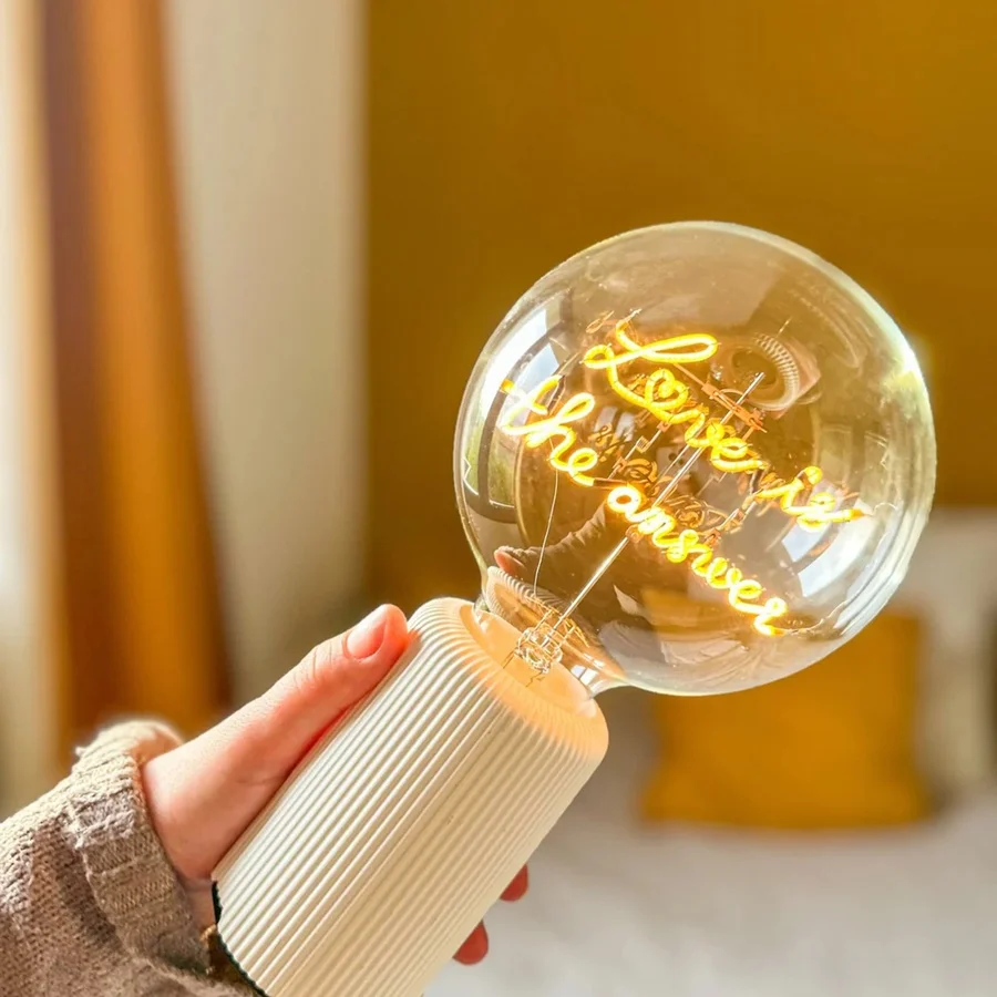 MITB Bulb Love is Answer LED tekst lamp draadloos Message in the Bulb