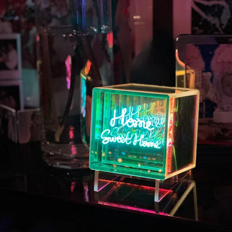 MITB MITBOX Home Sweet Home lichtgevende kubus multi-colour Message in the Bulb