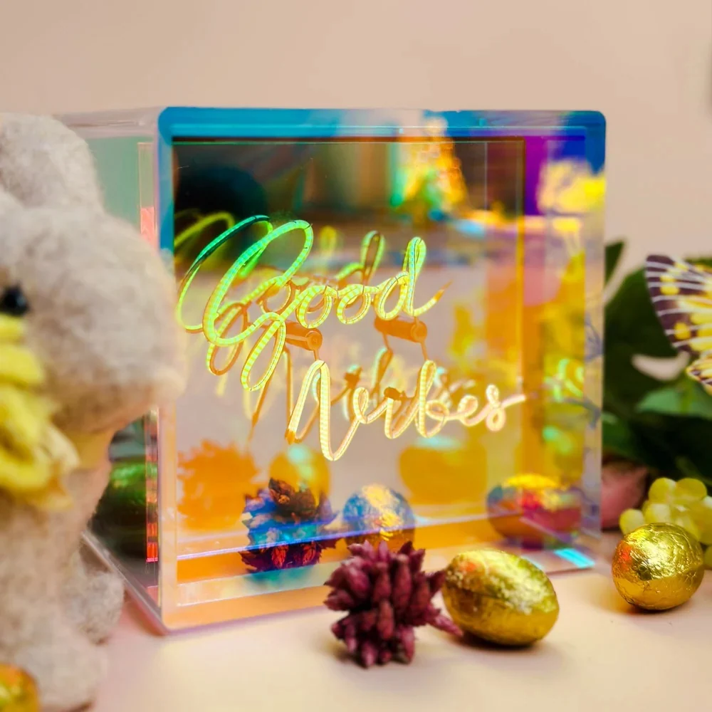 MITBOX Good Vibes lichtkubus multi-colour Message in the Bulb