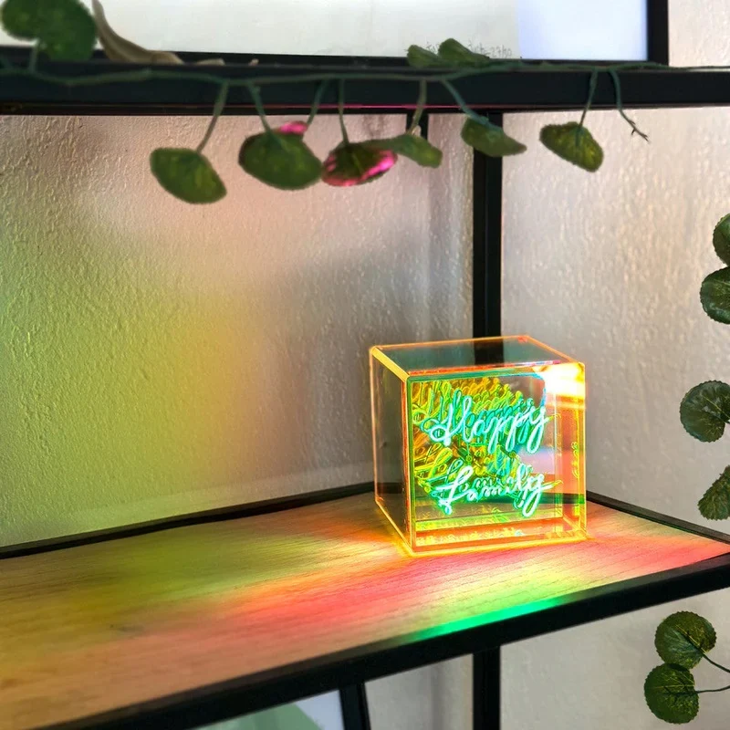MITBOX Happy Family lichtgevende kubus multi-colour Message in the Bulb