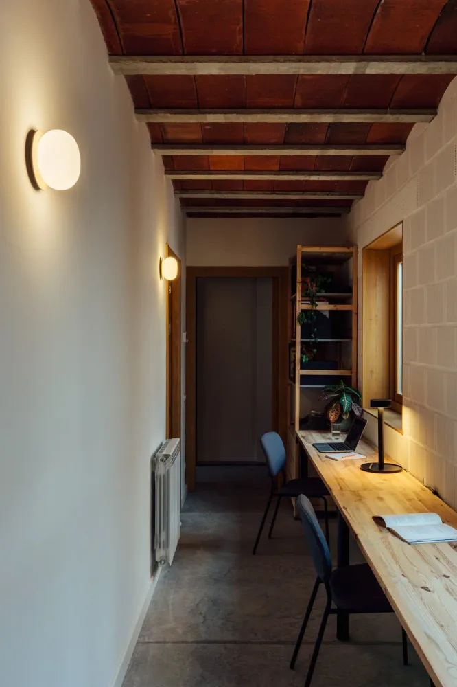 Milan - Knock Wall/ceiling lamp G9 @ 15 cm ash wood