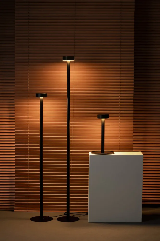 Milan - Peak Lane Floor lamp H.170 cm Led PCB Textured black