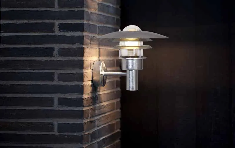 Nordlux Lønstrup Wandlamp Buiten | Ø32cm | E27 | IP44 | Verzinkt | Seaside