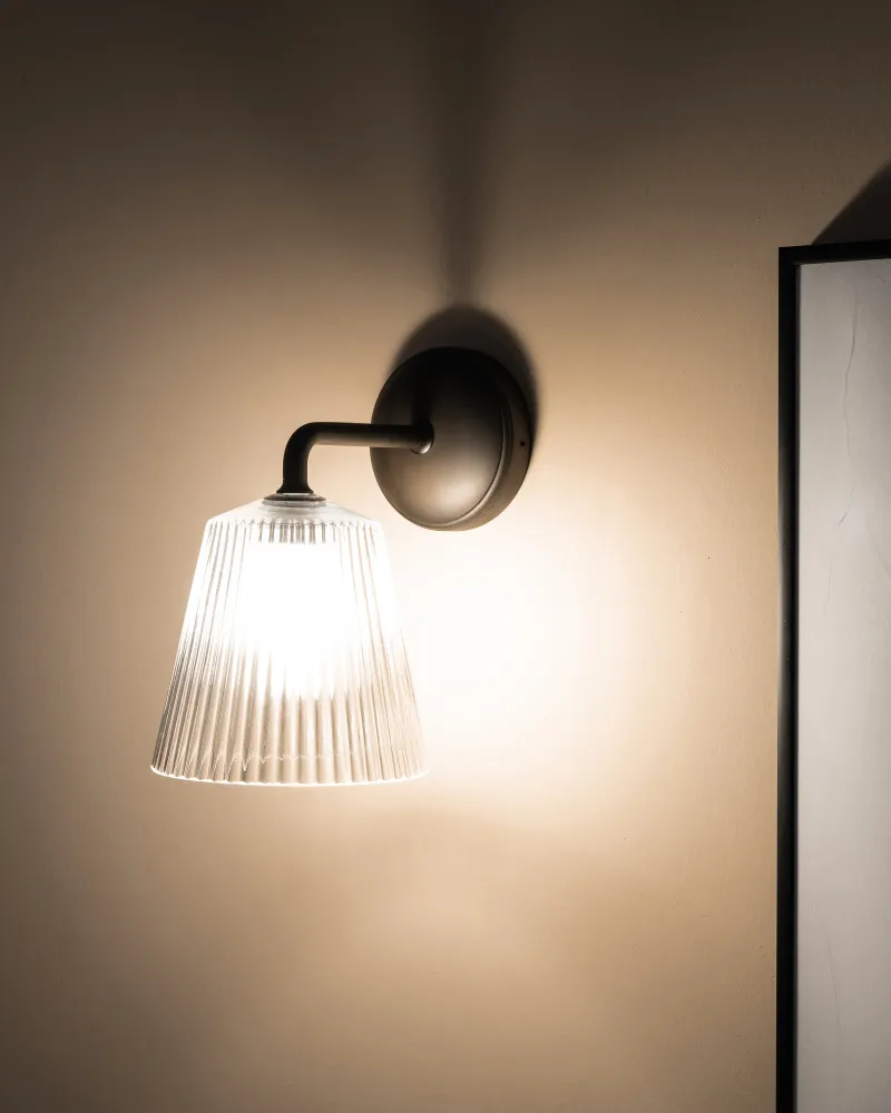 Richmond Kleine Wandlamp Geribbeld Glas - Brons