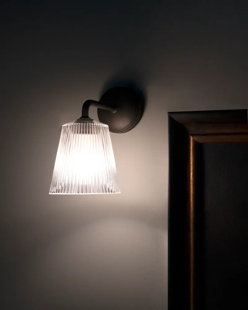 Richmond Medium Wandlamp Geribbeld Glas - Brons