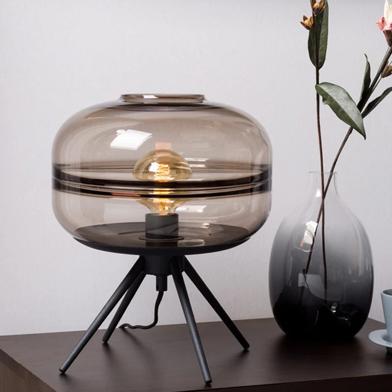 ArtistiLight - Lamp van vier moderne creatieve poten Selzar