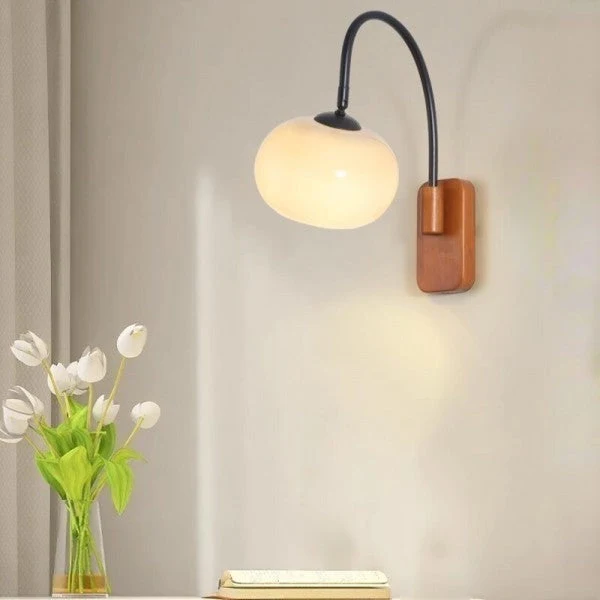 Draaibare Bauhaus Wandlamp van Kaki Glas - Elegant en Flexibel Selzar