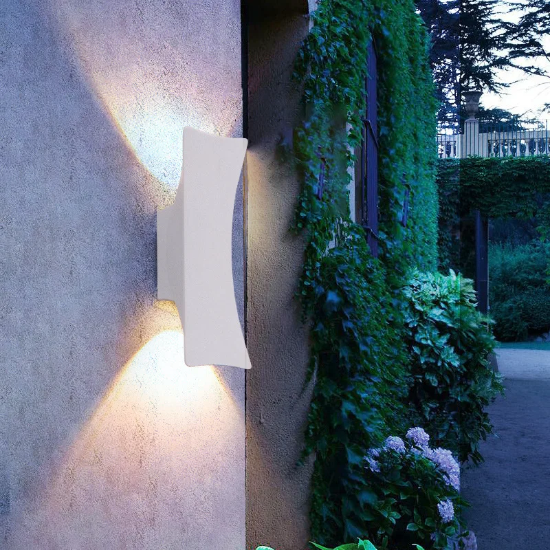MetroMod - Minimalistische Buitenwandlampen Selzar