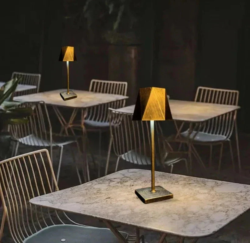 StarlightLamp - Draadloze Bureau Lamp Selzar