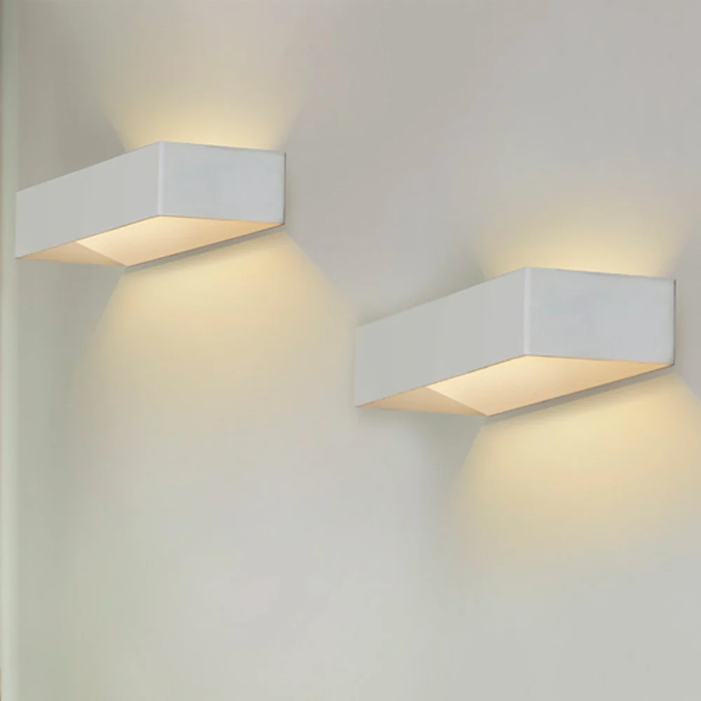 LAMPARA DE PARED ARBOTANTE LED 20 W LUZ CALIDA BRILLANTE INTERIORES NO ATENUABLE LED INTEGRADO 20TLLED408MV30B TECNOLITE