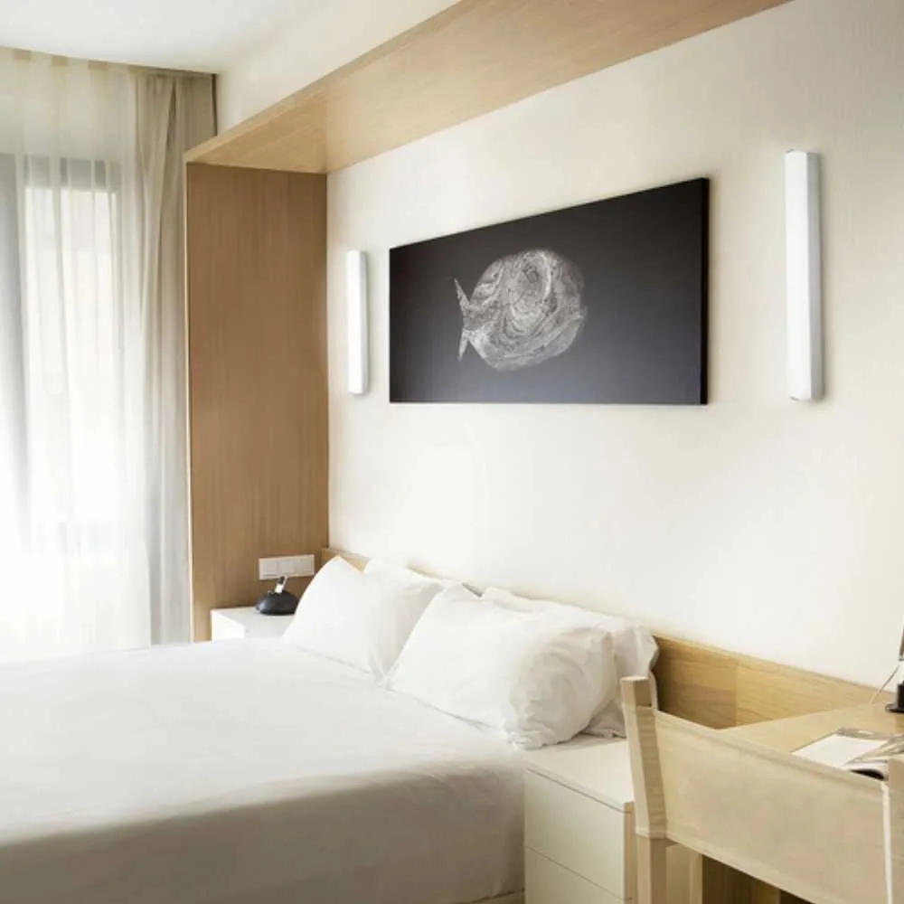 LAMPARA DE PARED ARBOTANTE LED 7 W LUZ NEUTRA SOBREPONER NO ATENUABLE TECNOLITE