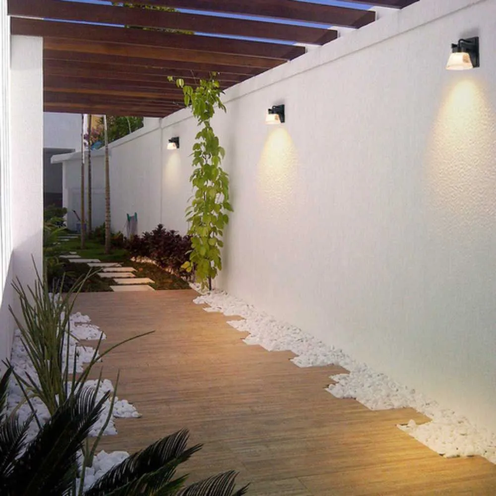 LAMPARA DE PARED ARBOTANTE TIPO FAROL LED EXTERIOR 6 W LUZ CALIDA BRILLANTE IRC 90 IP44 NO ATENUABLE LED INTEGRADO TECNOLITE
