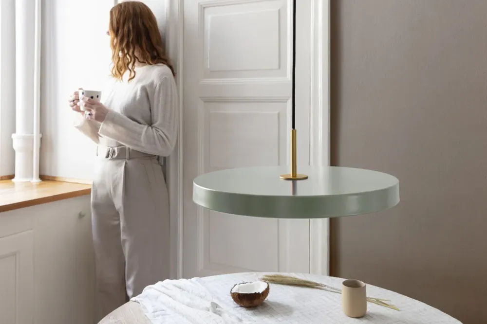 Umage Asteria Medium hanglamp nuance olive - met koordset - Ø 43 cm